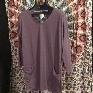 Cotton woman's tunic with poof sleeves